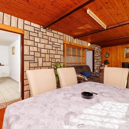 Srebrnjak Apartamento *