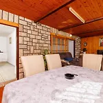 Srebrnjak Apartament *