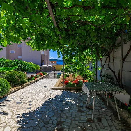 Apartamento Srebrnjak *