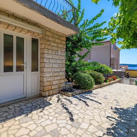 Apartment Srebrnjak Dramalj