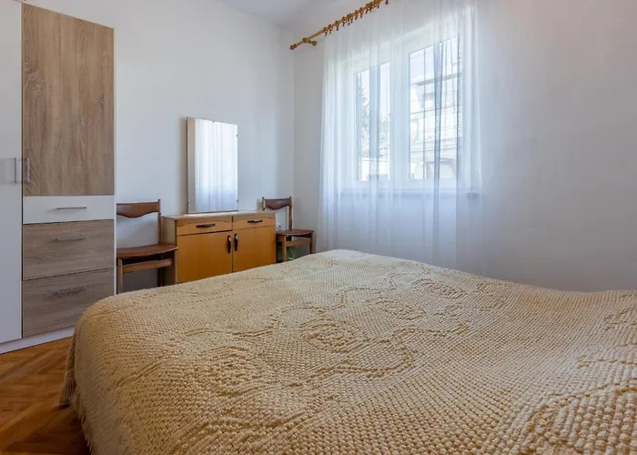 Appartement Srebrnjak *